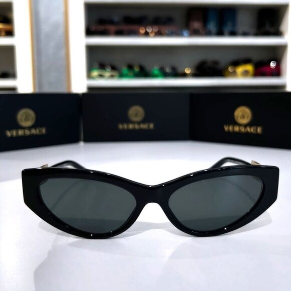NEW Versace VE4470B-GB187 Sunglasses - Picture 4 of 6